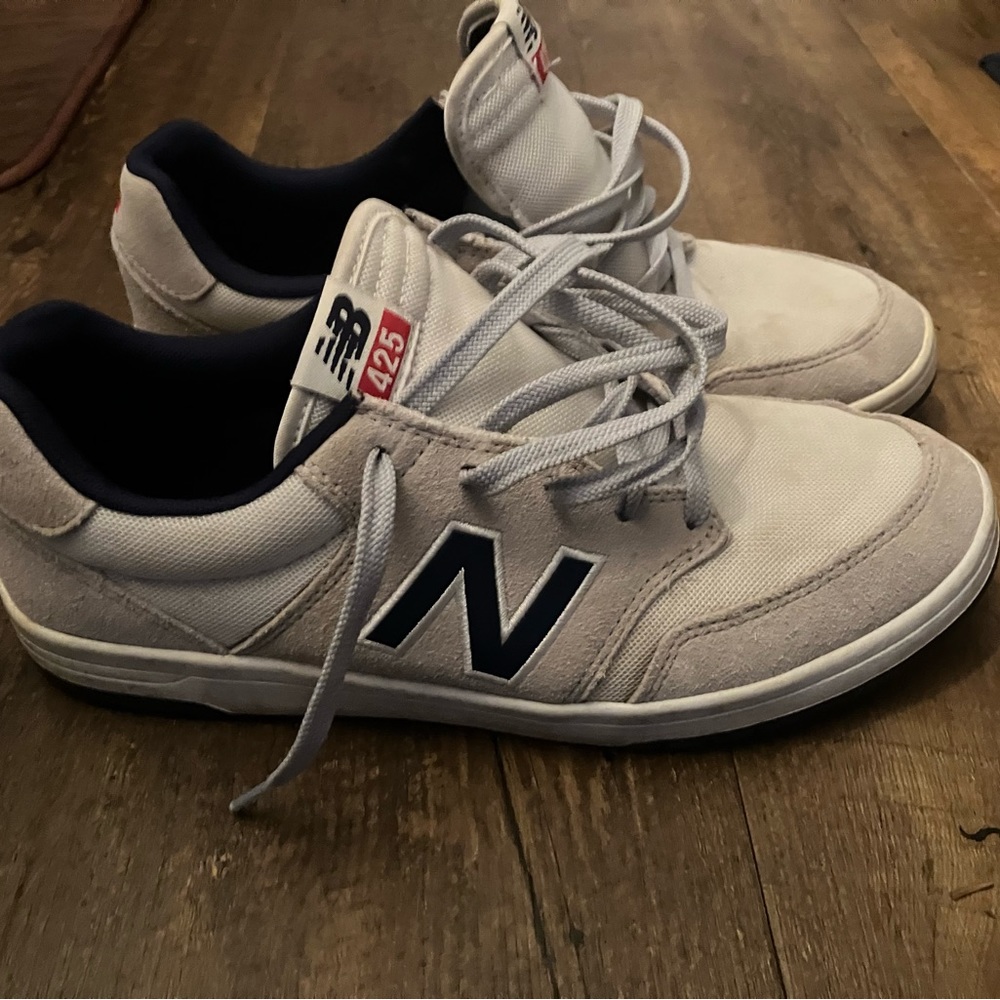 New Balance 425.  Size 9.5